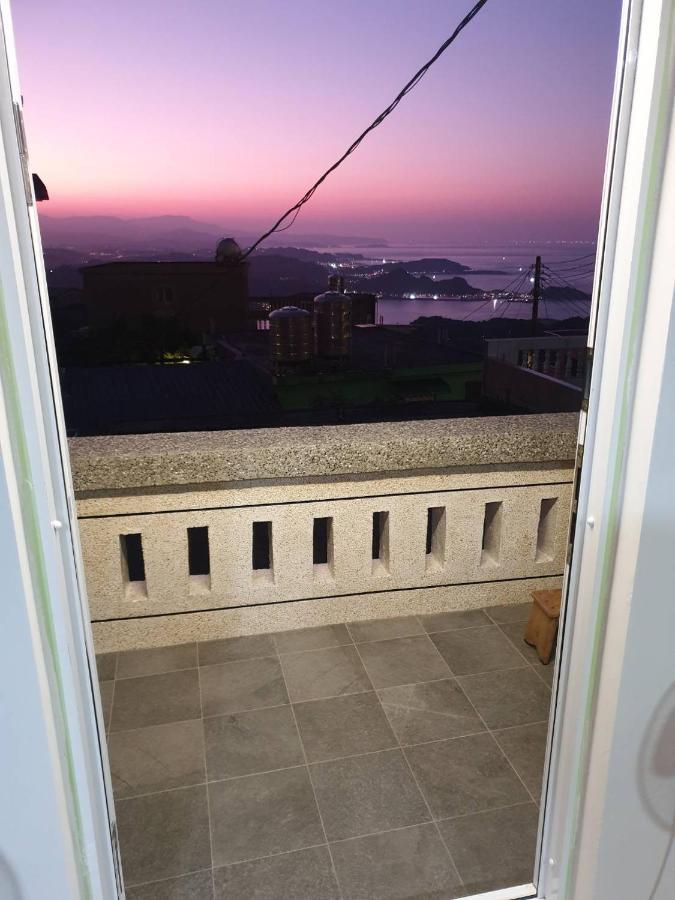 Jiufen Let'S Go Bed And Breakfast Exterior photo